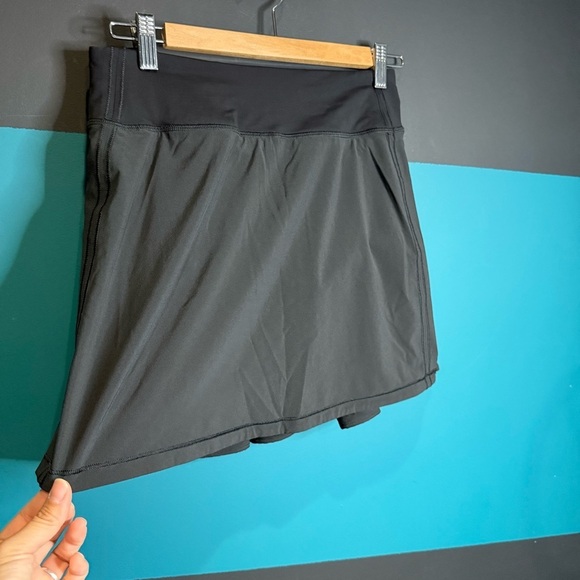 Lululemon Athletica Black Mini Skater Skirt - Picture 4 of 13